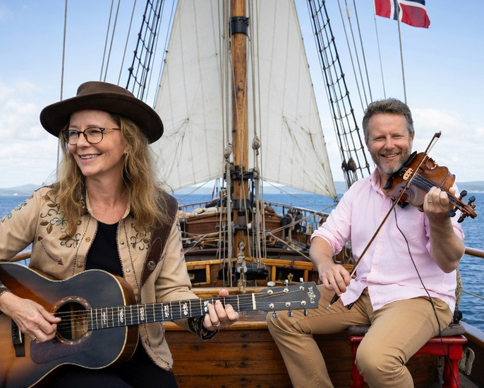 Skjærgårdscruise med Martine Biong og Anders Berg